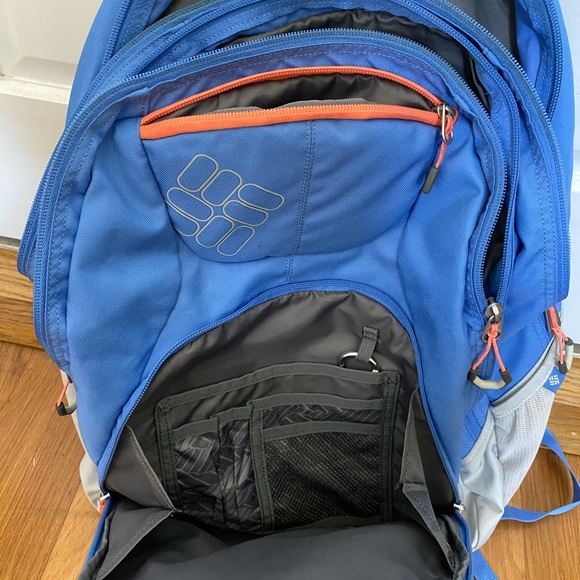 Columbia Rough River Backpack - Picture 9 of 10